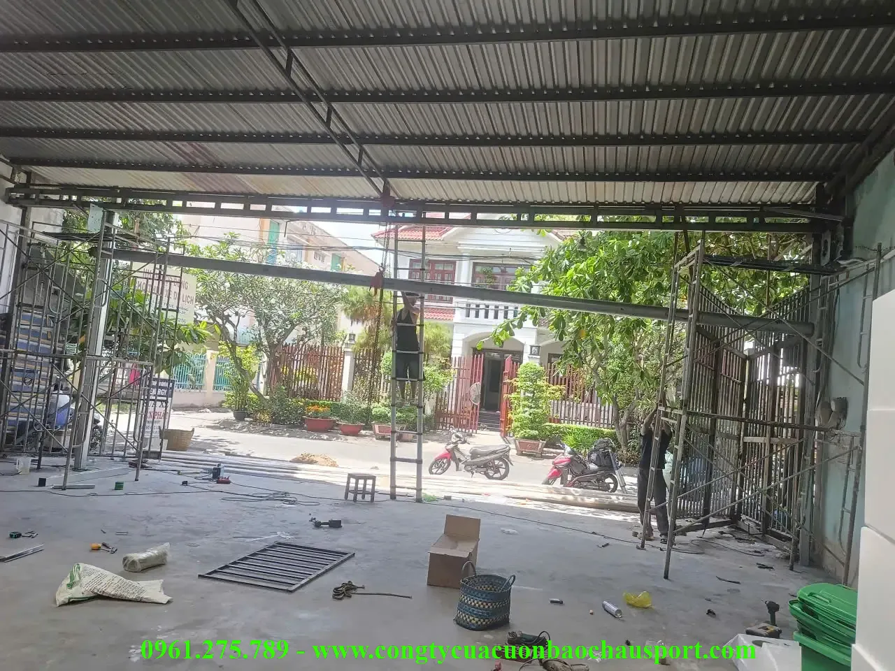 Dịch vụ sửa cửa cuốn nhanh chóng – uy tín tại TP.HCM